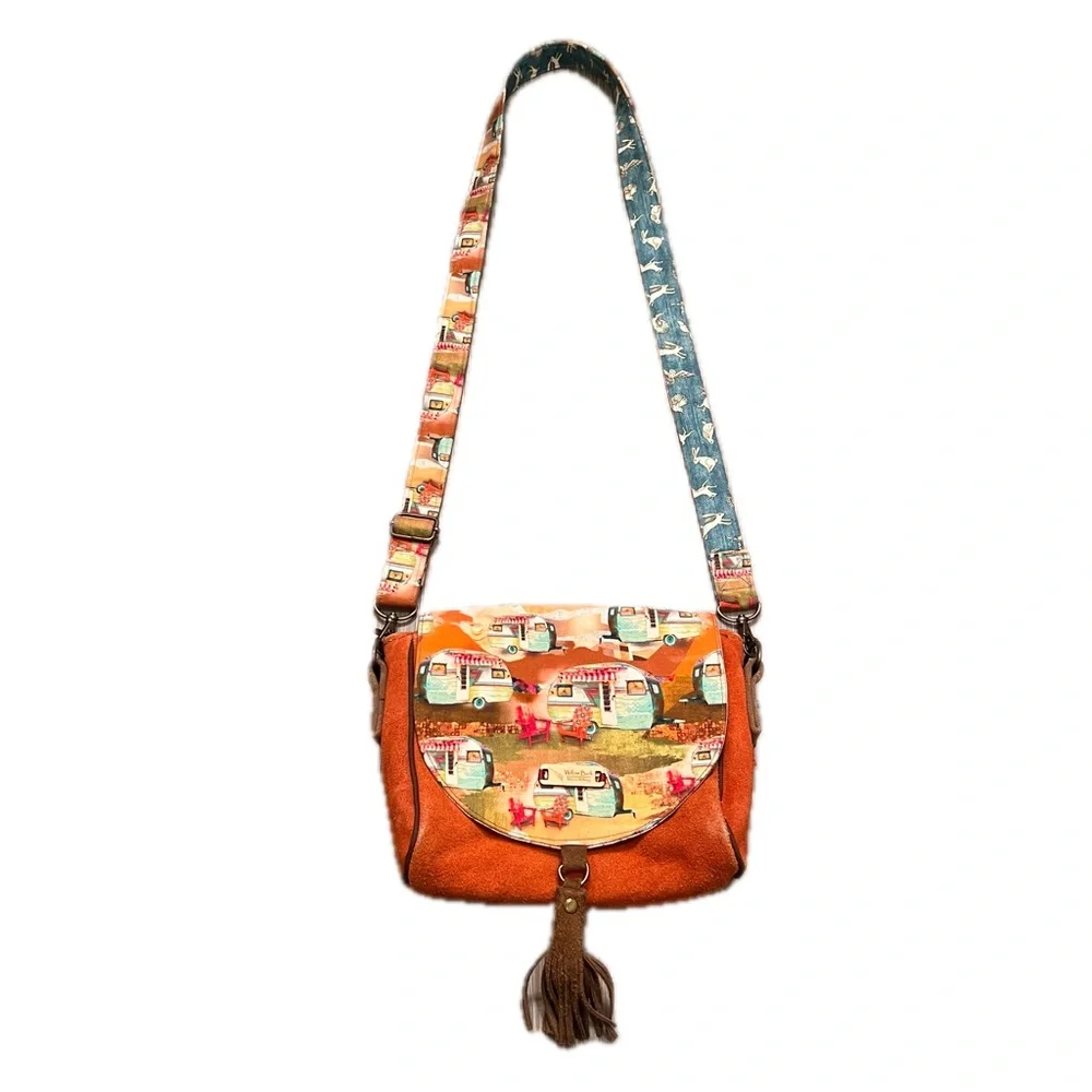Handmade cloth leather vintage camper crossbody indigenous bag Marisa Wilfong - Picture 2 of 10